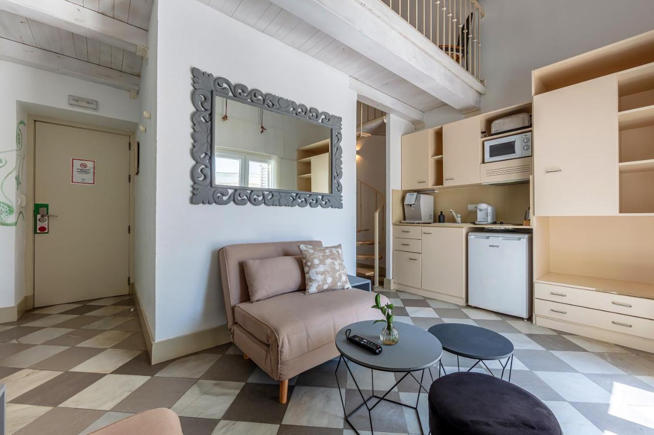 Отель La Casa De La Favorita Тарифа Экстерьер фото